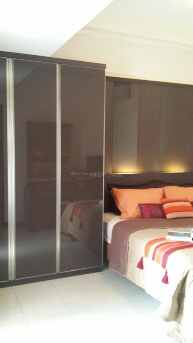 APT ROYAL MEDITERANIA GARDEN FULL FURNISH INTERIOR 2BR, Tanjung Duren, Jakarta Barat