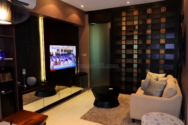 APARTEMEN RESIDENCE 8, 2 BR, Fully Furnished, Senopati, Jakarta Selatan