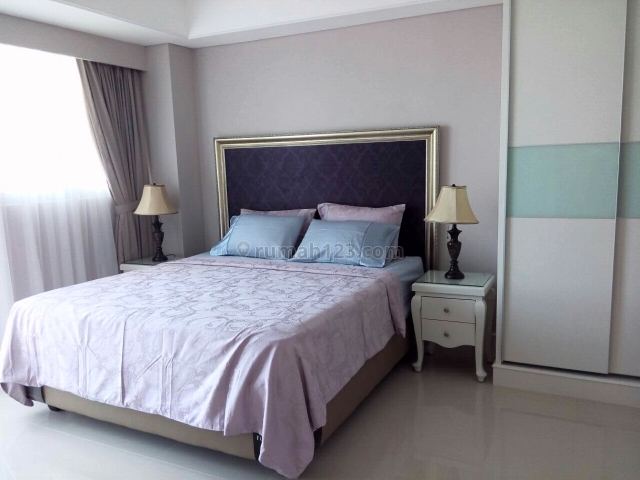 APRT KEMANG VILLAGE BAGUS DESIGNER SIAP HUNI, Kemang, Jakarta Selatan