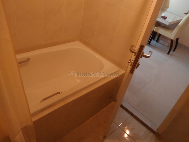 1 BR Trivium Terrace apartemen suitte Tower, Cikarang, Bekasi