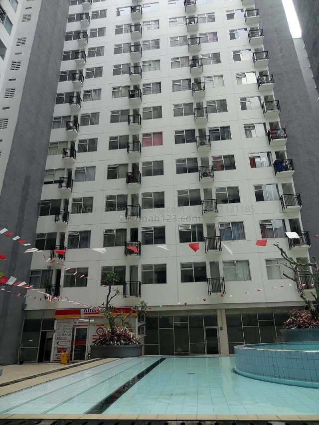 Apartemen di depan Sky Walk Cihampelas Bandung, Cihampelas, Bandung