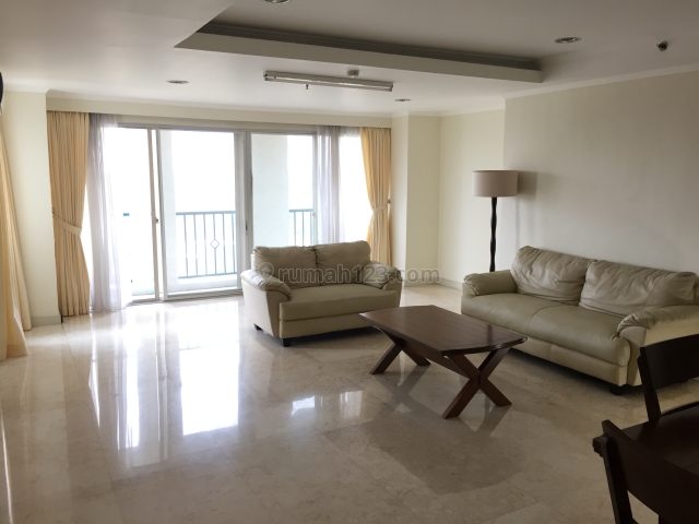 Newly renovated - Golfhill Terrace, Pondok Indah, Jakarta Selatan