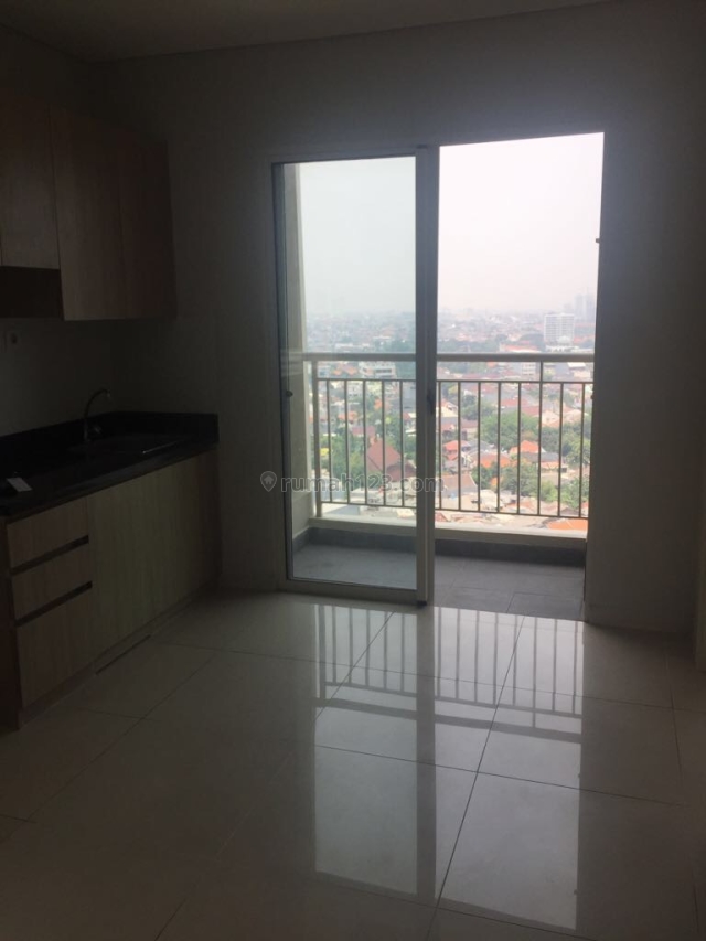 Apartemen Madison Park Tipe 2 BR Unfurnish Nego, Central Park, Jakarta Barat