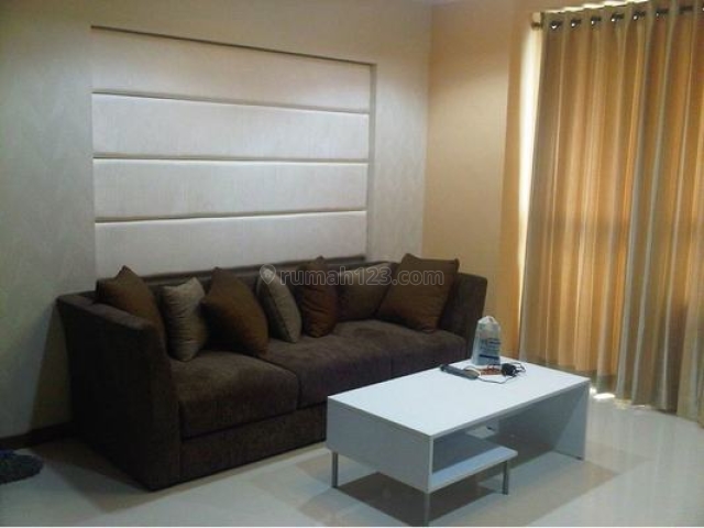 Apartemen Paladian Park, 2KT, Siap Huni, Rapi, Full Furnished, Kelapa Gading, Jakarta Utara