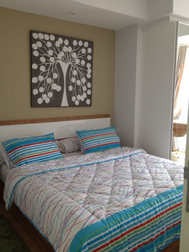 Apartemen Casa Grande 1 BR Lantai Tengah Furnished Harga Spesial, Cassablanca, Jakarta Selatan