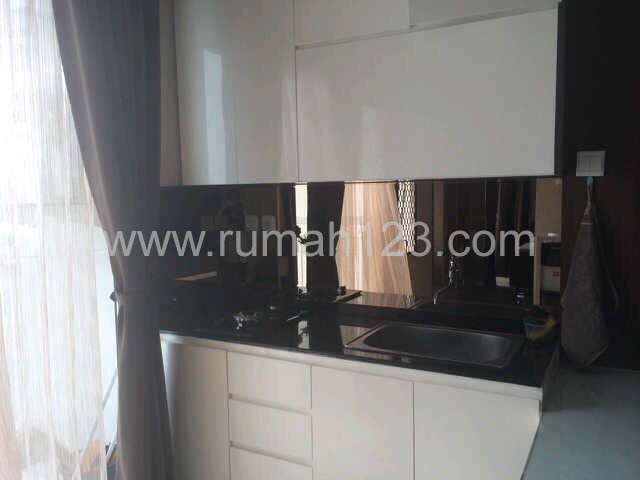 Royal Medit Tipe 2+1 53m2 Furnish Bagus Best View City, Central Park, Jakarta Barat