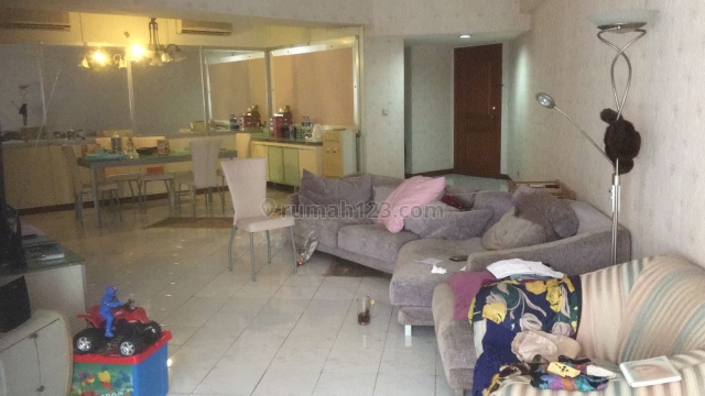 Kondo Taman Anggrek Jalan S Parman Kav 21 Jakarta Barat, S Parman, Jakarta Barat