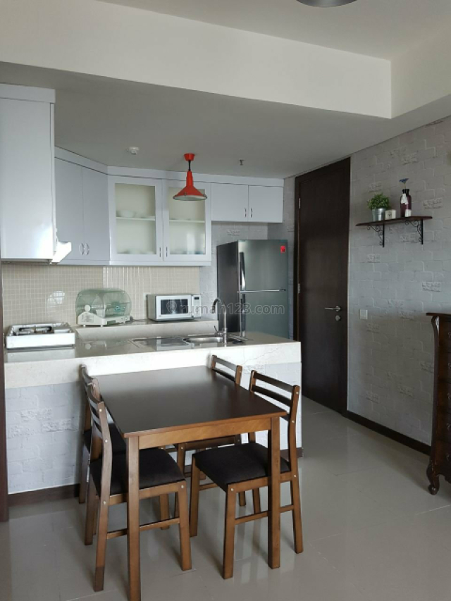 New Royal Tower lantai 19 FULL FURNISHED TERMURAH (84 sqm, 2 kamar) St Moritz Puri indah, Jakarta Barat, Puri Indah, Jakarta Barat