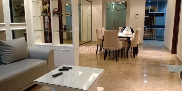 Apartemen Kemang Village 3+1 BR Private Lift High Floor Tiffany Tower Furnished, Kemang, Jakarta Selatan