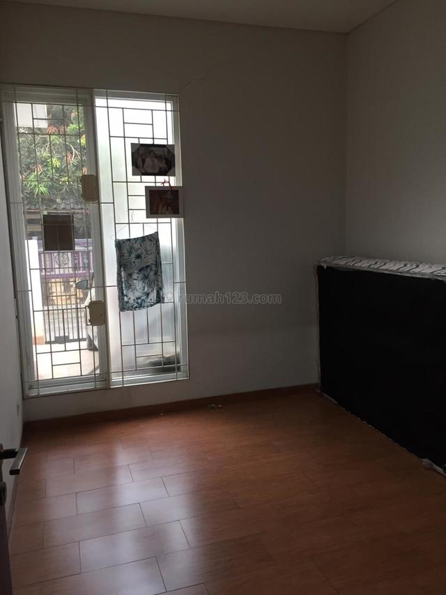 Apartemen Central Park Royal Lavender lt.8, Jl. S. Parman no. 28, Tanjung Duren, Jakarta Barat