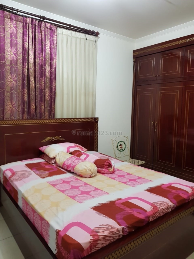 Apart Mediterania Garden 3BR+1 Furnished Bagus Low Floor, Central Park, Jakarta Barat
