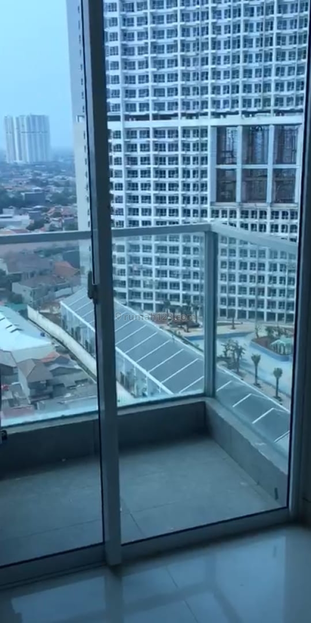 Apartemen Puri Mansion Tower B Luas 64m2 1BR+Studio Jadi satu MId Floor Semi Furnished, Puri Mansion, Jakarta Barat