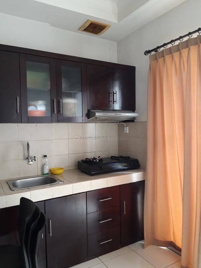 Apartemen Mediterania Garden Residence 2 Luas 42m2 2BR Mid Floor View Pool Harga 58 Juta, Central Park, Jakarta Barat