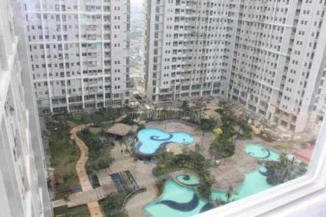 Season City Apartemen 1BR Semi Furnish Middle Floor View City, Jembatan Besi, Jakarta Barat