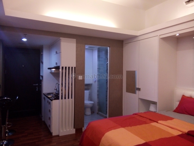 APT STUDIO 35 SQM ALL WHITE AND NICE ON SCBD AREA IDR 6.000.000,-, Kuningan, Jakarta Selatan