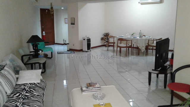 Kondo Taman Anggrek Luas 146 sqm 3+1 Kamar, Slipi, Jakarta Barat