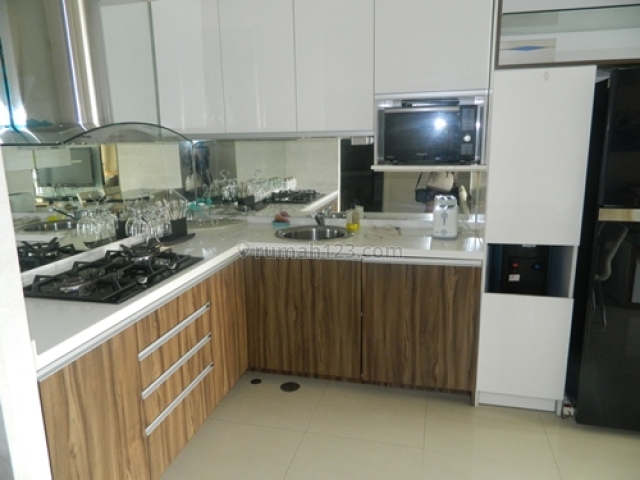 Sahid Residence Sudirman Apartment-Nice Unit With Beautiful Kitchen Set And Beautiful View, Sudirman, Jakarta Selatan