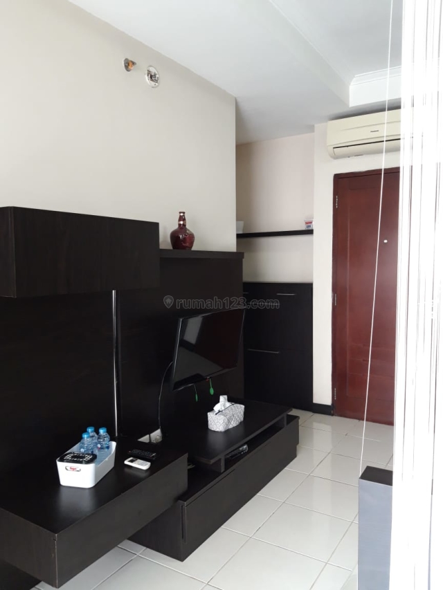 Apartemen Medierania Garden 2 Luas 42m2 2BR Furnished Lantai Rendah, Central Park, Jakarta Barat