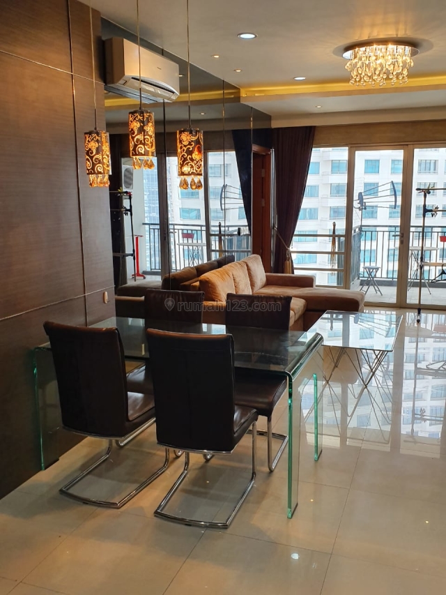 Unit Apartemen Sahid Sudirman Residences Furnished Bagus 2+1 BR, Sudirman, Jakarta Selatan
