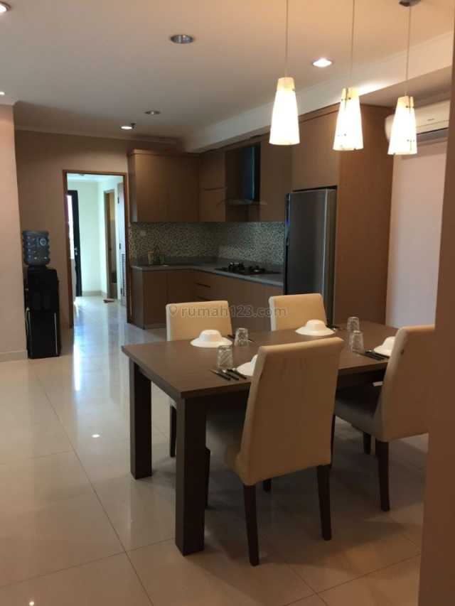 Apartemen Cantik dan Nyaman, Pondok Indah, Jakarta Selatan