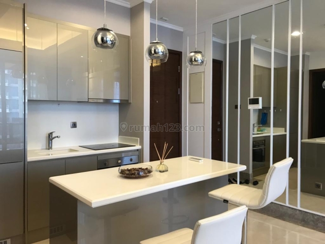 District 8 Apartment Senopati Tower Infinity – 2 BR + 1 Maidroom (105 sqm) Fully Furnished, Good Conditions, Kebayoran Baru, Jakarta Selatan