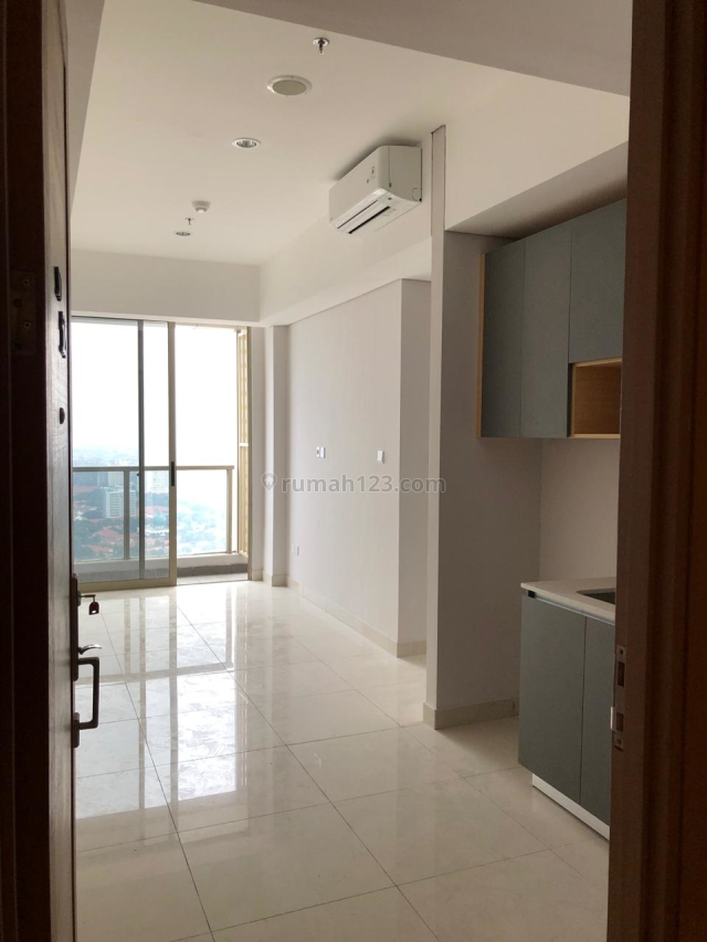 Taman Anggrek Residence Type Suites Luas 65m2 3BR Semi Furnished, Taman Anggrek, Jakarta Barat