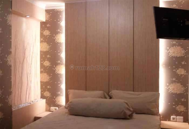 Royal Mediterania Garden 2 Bed Middle Floor Tower Lavender, Central Park, Jakarta Barat