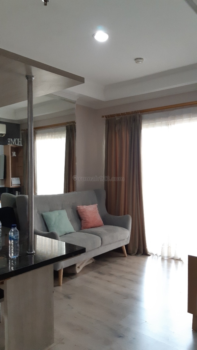 Apartemen 2 kamar 45 meter furnish MOI Kelapa Gading bisa KPA, Kelapa Gading, Jakarta Utara