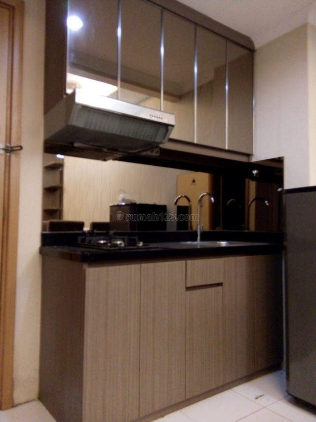 Apartemen Signature Park Tebet 2 Kamar dengan Furnish Luxury, Tebet, Jakarta Selatan
