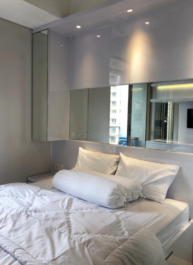 apartement taman anggrek residences, Taman Anggrek, Jakarta Barat