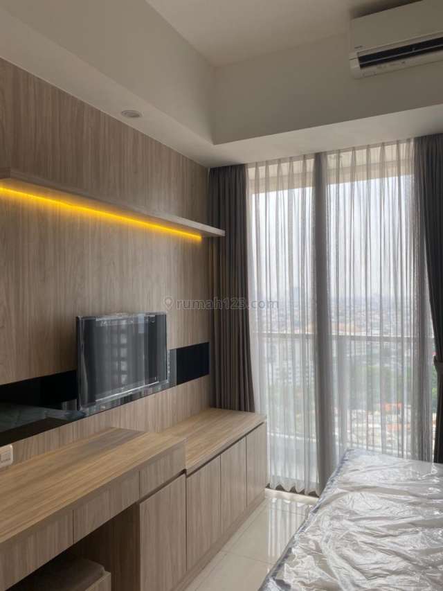 Apartment Taman Anggrek Residence Studio Fully Furnish Termurah, Taman Anggrek, Jakarta Barat