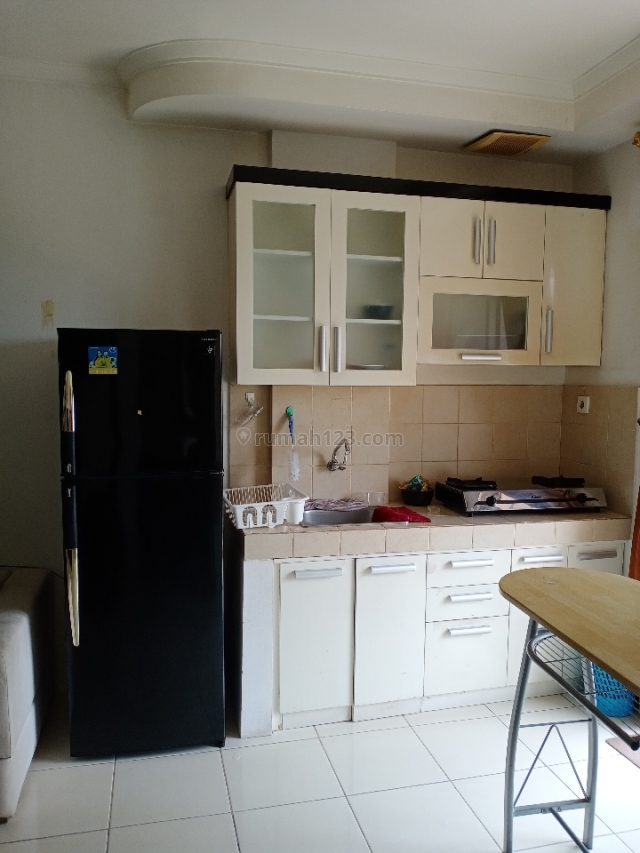 apartemen mediterania garden 2, 2 bedroom furnished lantai rendah luas 42m2 view city hrg 60juta/pertahunapartemen mediterania garden 2, 2 bedroom furnished lantai rendah luas 42m2 view city hrg 60juta/pertahun, Tanjung Duren, Jakarta Barat