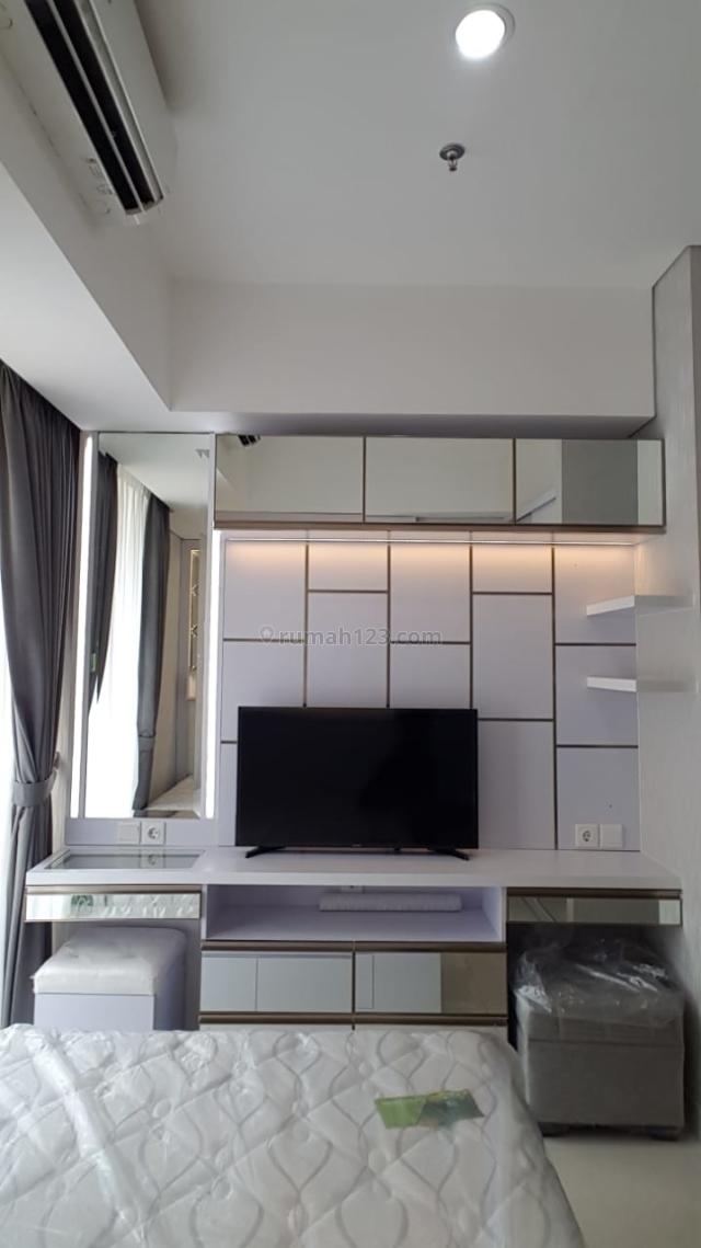 Apartement Taman Anggrek Residence studio Full furnish lengkap baru, Grogol, Jakarta Barat