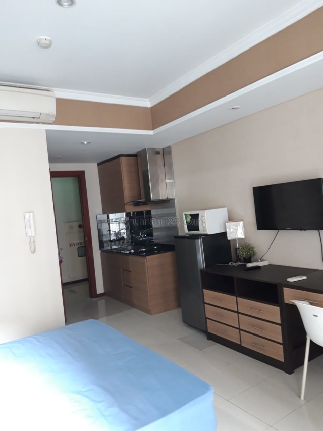 Royal Mediterania Garden Type Studio Full Furnish Tower Lavender, Tanjung Duren, Jakarta Barat