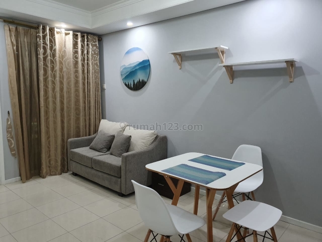 Royal Mediterania Garden Residence, 2 BR Furnished Brand New Lantai Rendah, Tanjung Duren, Jakarta Barat