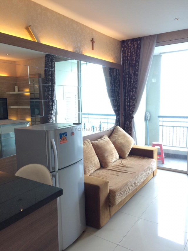 APARTEMEN CENTRAL PARK RESIDENCES LUX, Tanjung Duren, Jakarta Barat