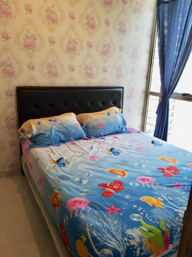 Apartemen Taman Anggrek Lantai Tinggi 1BR Full Furnished View Pool, Taman Anggrek, Jakarta Barat