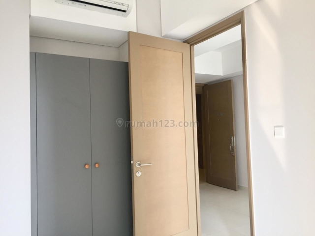 Apartemen Taman Anggrek Residence 1BR View Pool, Taman Anggrek, Jakarta Barat