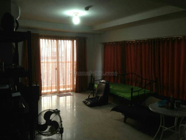 Apartment Royal Mediterania Garden, Central Park, Jakarta Barat