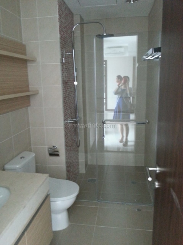 Apartement St Moritz Tower Ambassador Full Furnish, Puri Indah, Jakarta Barat