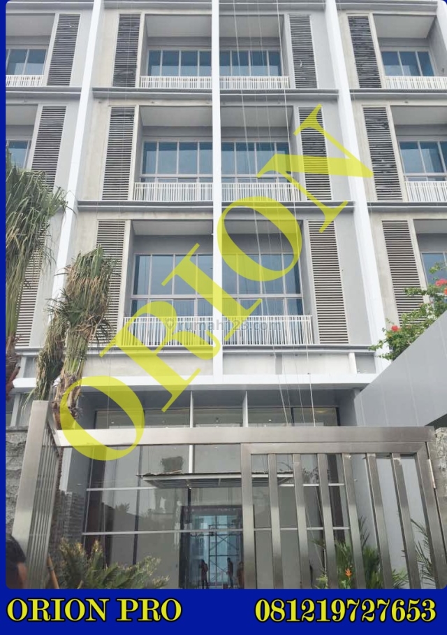 Brand New Neo Soho Central Park Bisa untuk Tingal atau Office, Tanjung Duren, Jakarta Barat