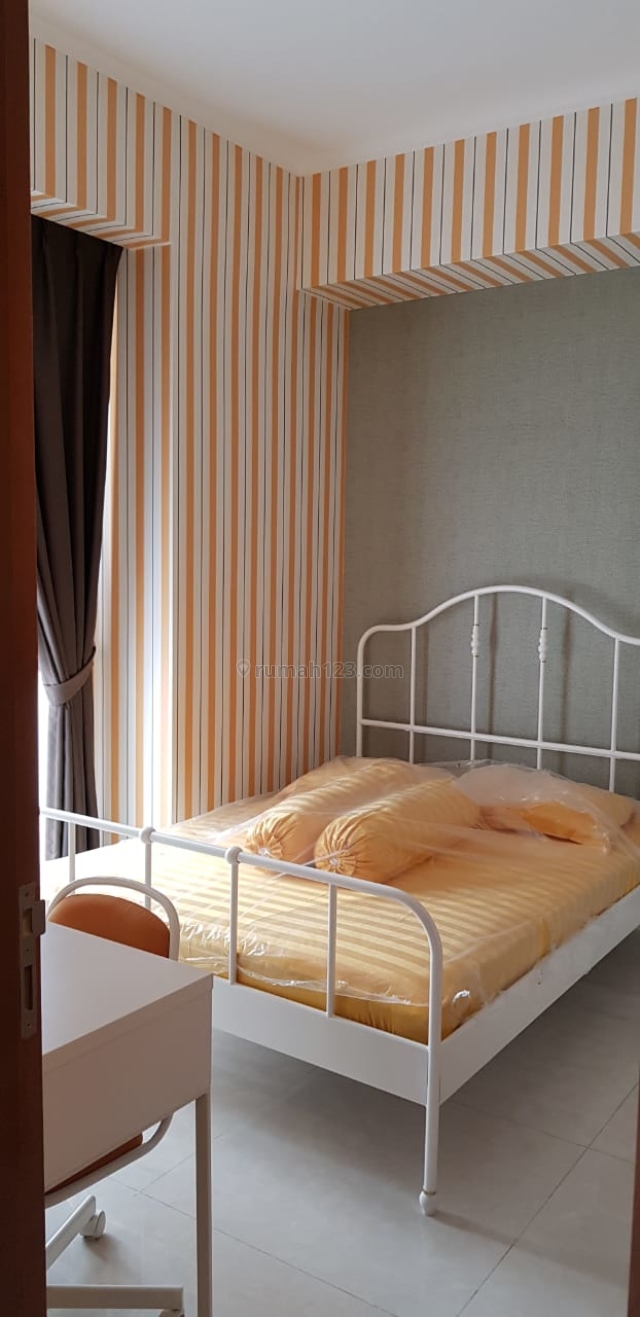 Condo 3+1 Taman Anggrek Residence Fully Furnish Brand New, Kebon Jeruk, Jakarta Barat