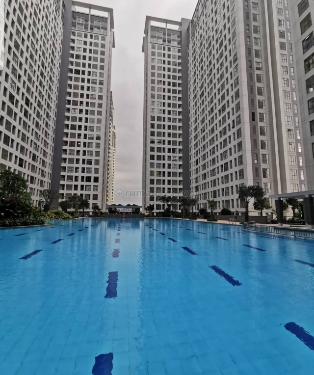 Harga Rugi Studio Depan Mall SMS, Gading Serpong, Tangerang