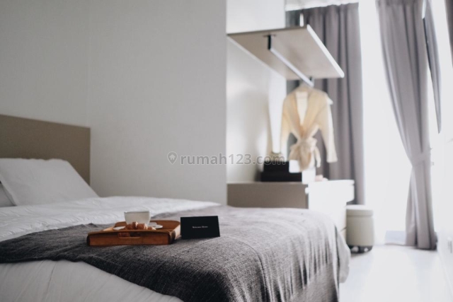 APARTMENT SUDIRMAN SUITE 3 BR WITH INTERIOR BRAND NEW, Sudirman, Jakarta Selatan