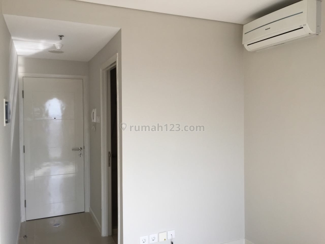 Apartemen Madison Park Type Studio Unfurnished, S Parman, Jakarta Barat