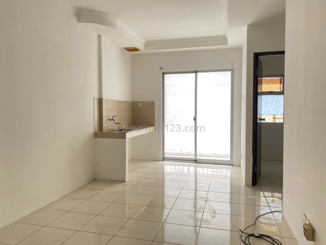Apartemen Mediterania Garden 2 2BR Kosongan Lantai Rendah, Tanjung Duren, Jakarta Barat