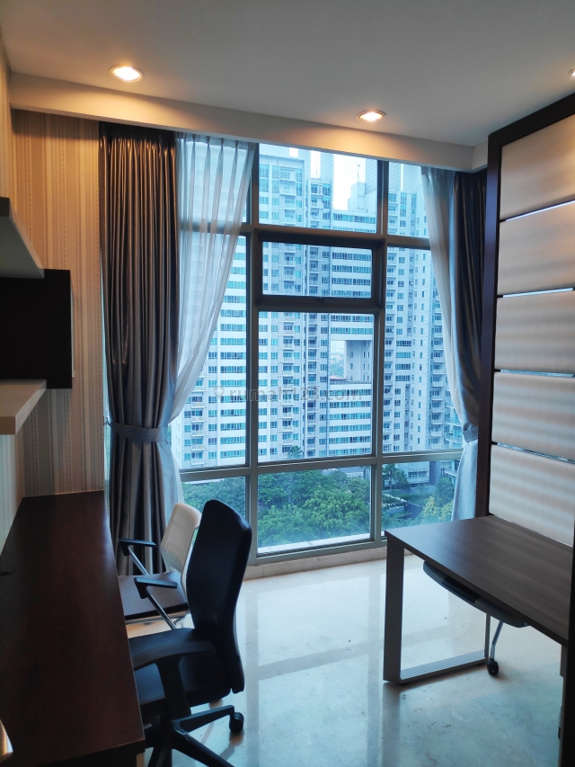 TERMURAH APARTEMEN Essence Darmawangsa, furnish, EAST tower, 3BR, 153m2, Kebayoran Baru, Jakarta Selatan