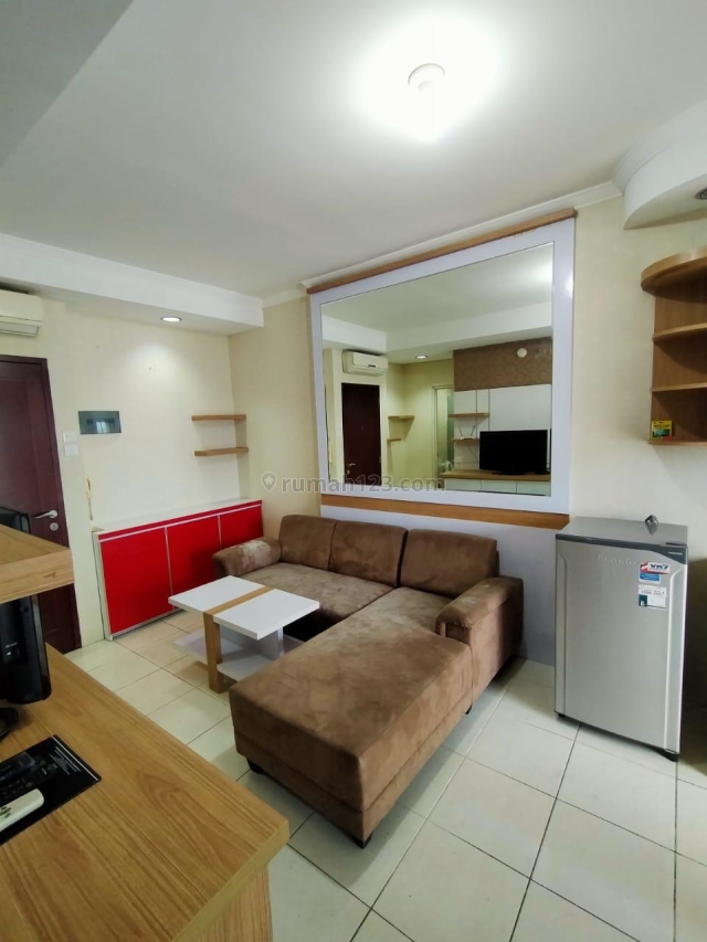 Apartemen Mediterania Garden 2 Lantai Sedang View Lapangan Basket, Tanjung Duren, Jakarta Barat