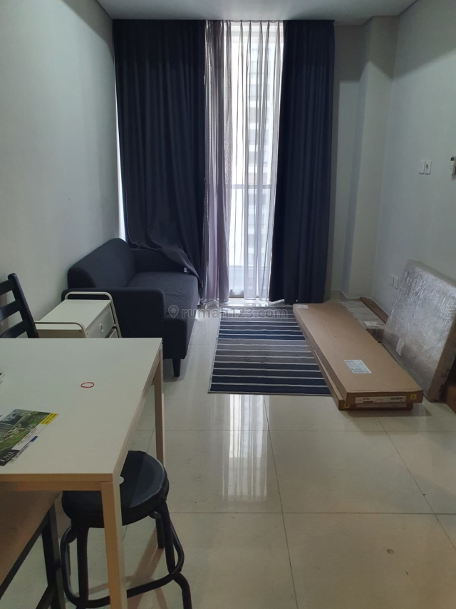 Apartemen Taman Anggrek Residence 1BR Full Furnished Lantai Tinggi, Taman Anggrek, Jakarta Barat