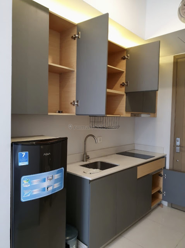 Taman anggrek residence Type studio Lantai sedang Full furnish, Taman Anggrek, Jakarta Barat
